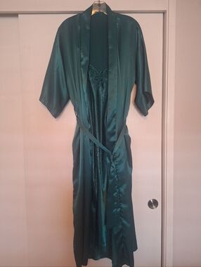 Emerald Green Honeymoon Set. Satin Robe with Lace Slip - Women's Intimates